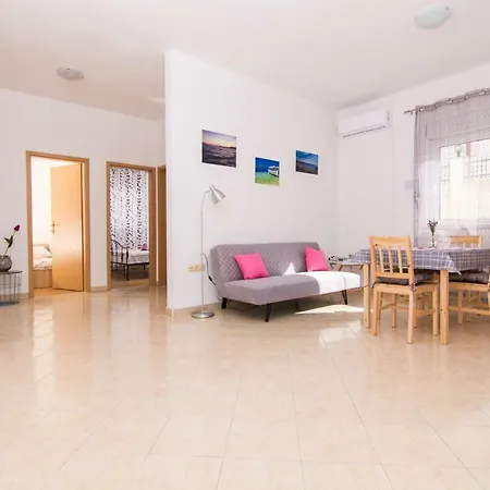 Marinera Apartment