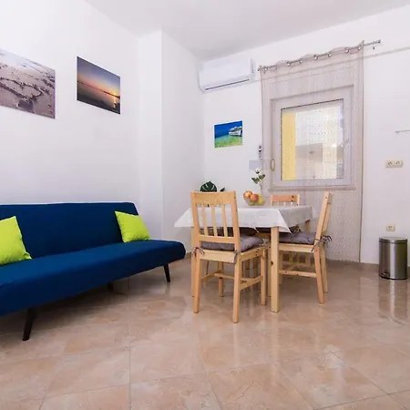 Apartment Marinera *