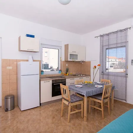 Apartment Marinera