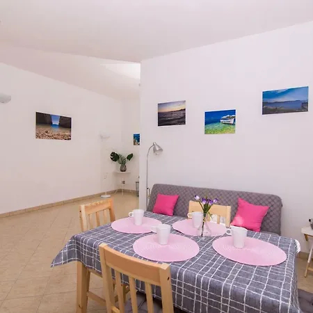 Apartment Marinera