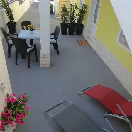Apartment Marinera